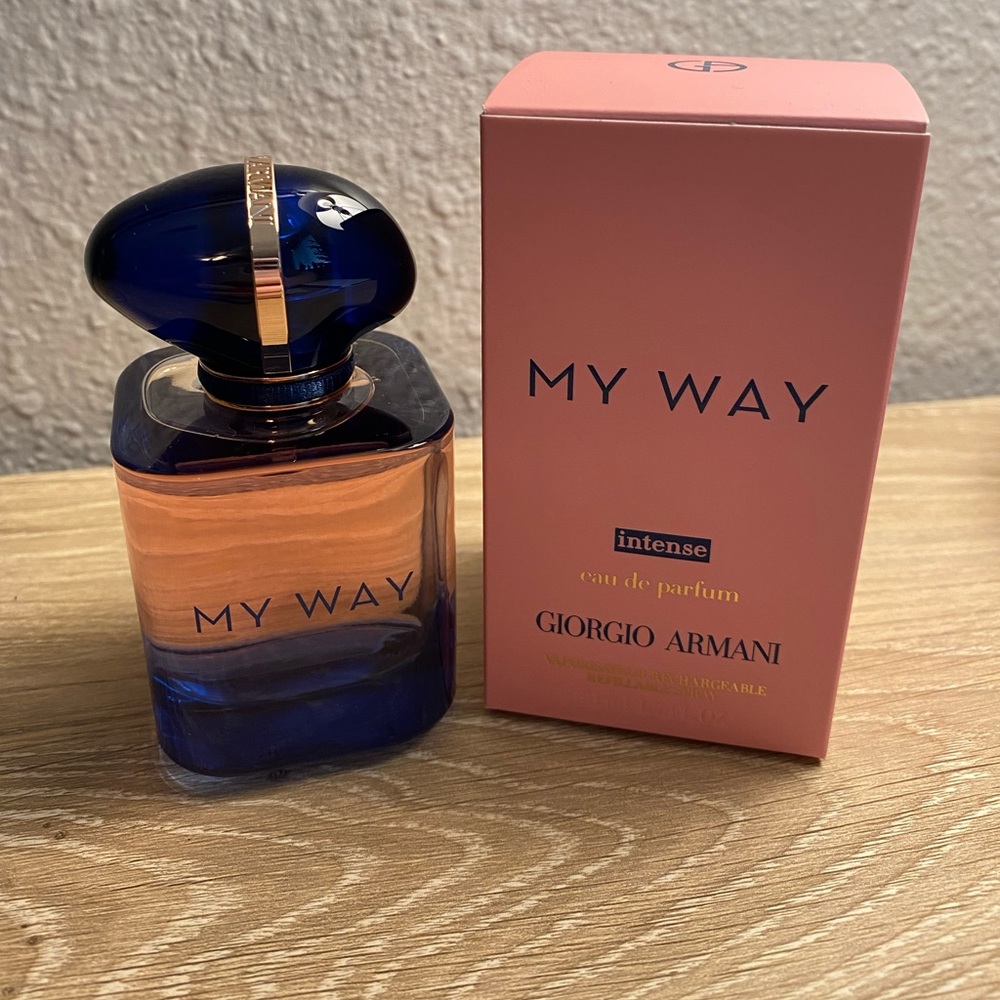 Giorgio Armani My Way Perfume (New in box, no plastic wrap)